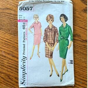 Vintage 1960s Simplicity 5057 Sewing Pattern Size S Dress Top Skirt COMPLETE